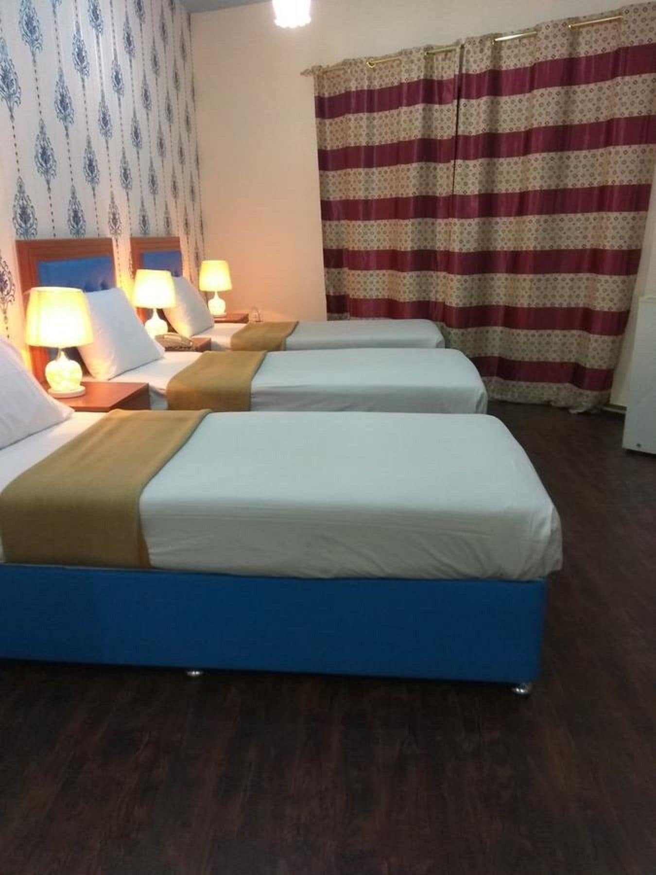 New Avon Hotel Дубай Экстерьер фото