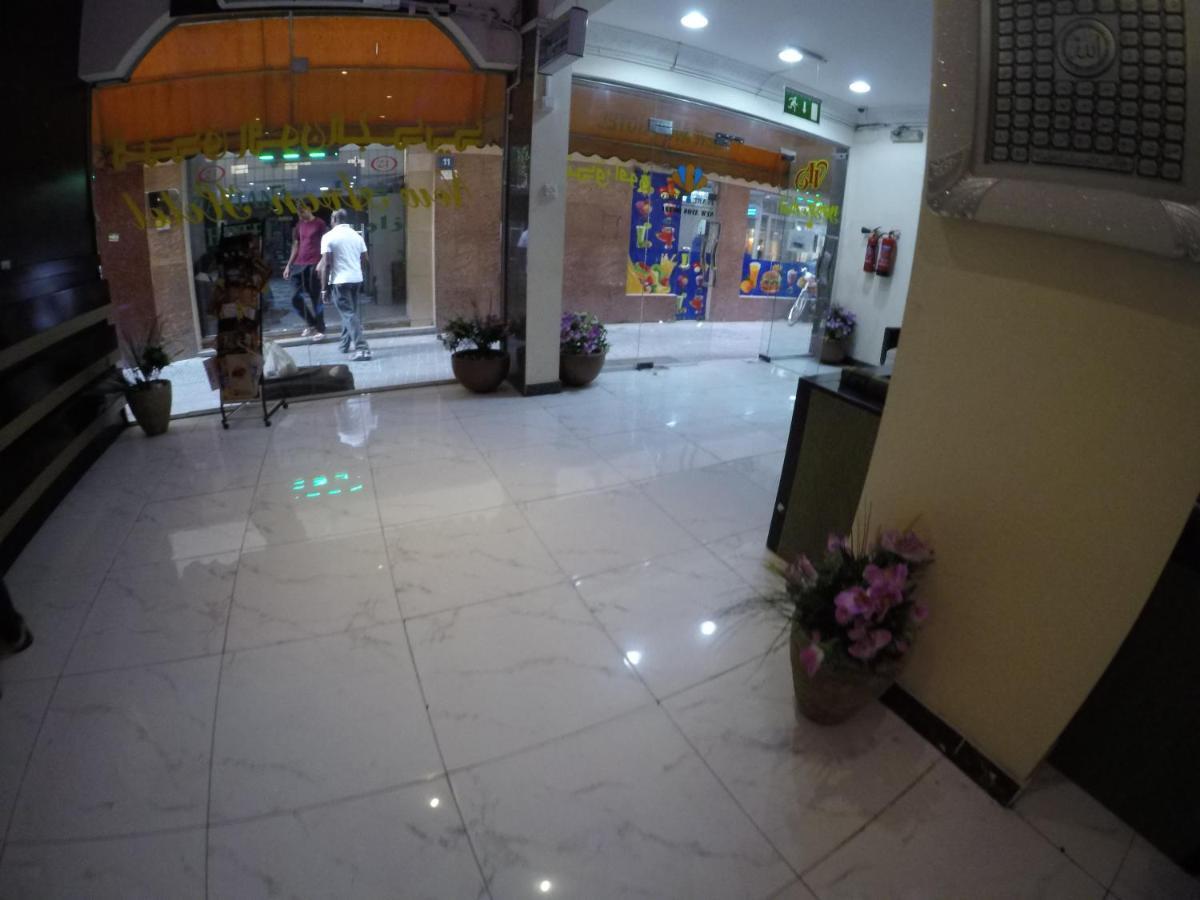 New Avon Hotel Дубай Экстерьер фото